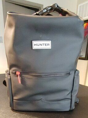 Hunter Sleek Black Water Resistant Top Clip Laptop Bag or Backpack - NWT